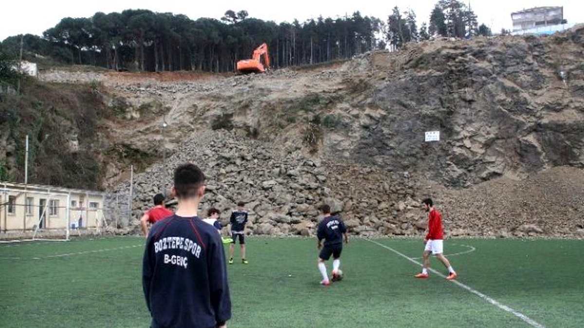 Amatör Futbolcuların Tehlikeli Antrenmanı