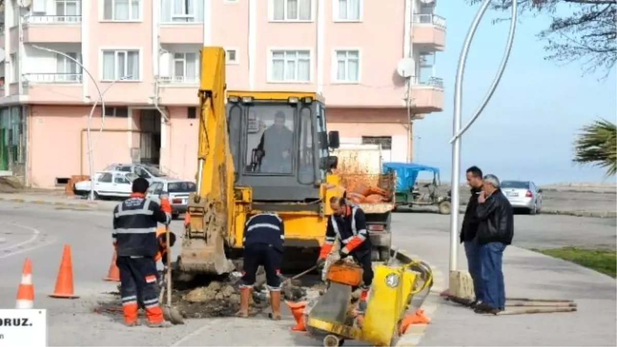 Asfalt Yama Çalışmaları Başladı