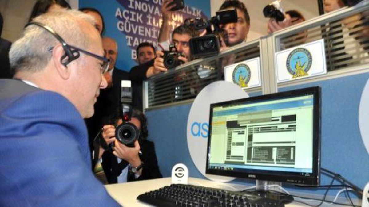 Bakan Elvan, Karaman\'da \'Akıllı Kent\' Projesini Tanıttı