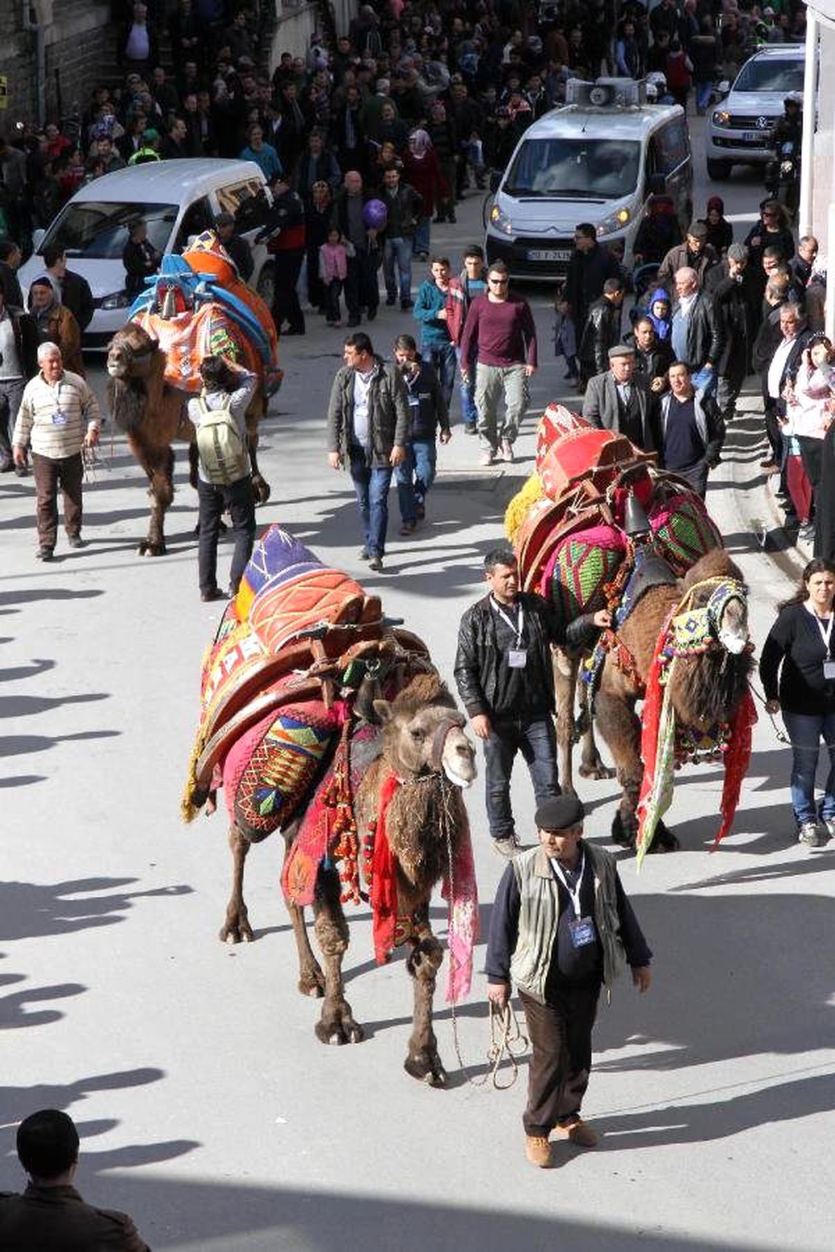 Balıkesir\'de Develi Korteje Yoğun İlgi