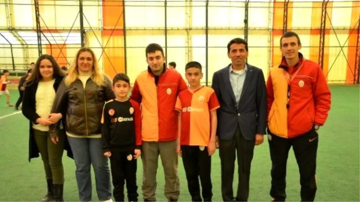 Fatsa\'dan Galatasaray\'a İki Futbolcu