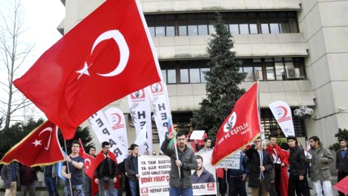 İzmit\'te Hepar ve Anadolu Kartalları\'ndan \'Müzakere\' Tepkisi