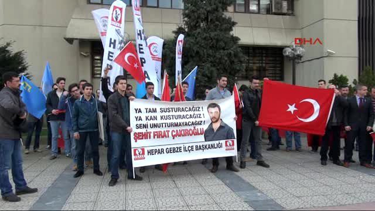 İzmit\'te Hepar ve Anadolu Kartalları\'ndan \'Müzakere\' Tepkisi