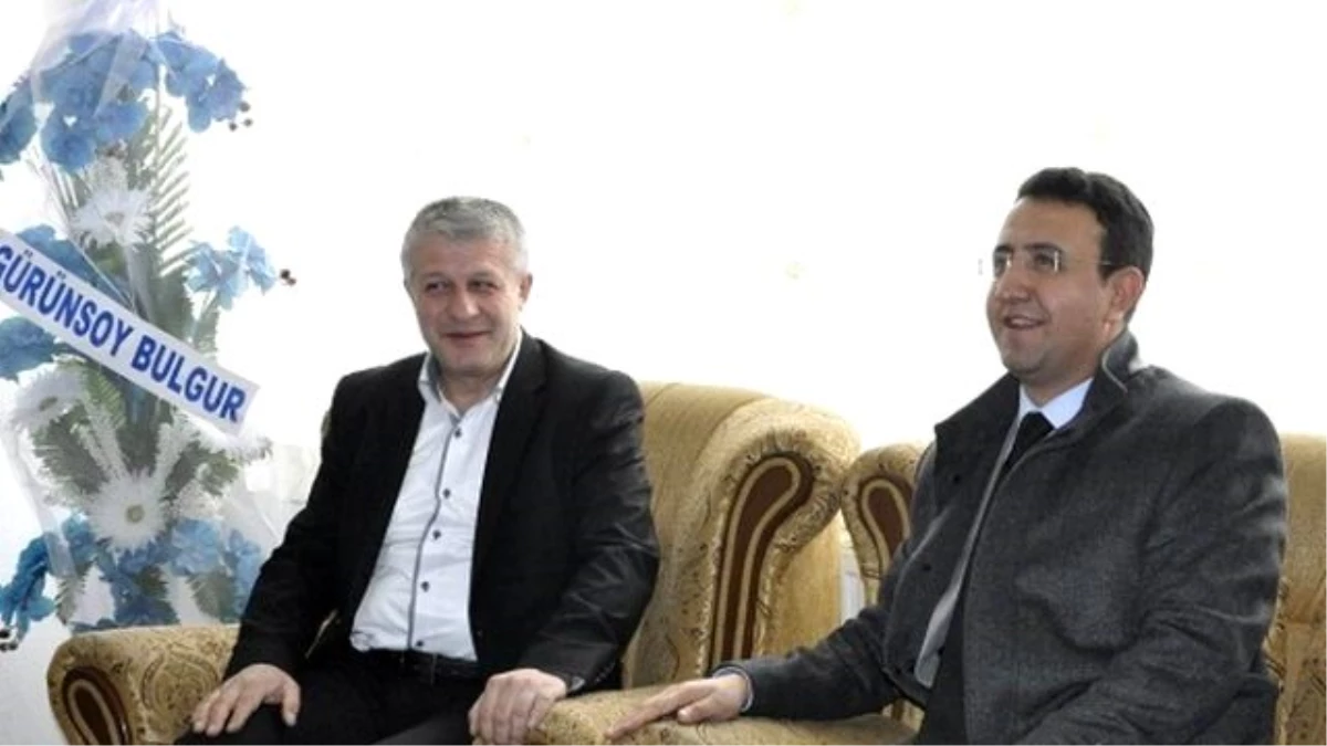 Kaymakam Özdemir, AK Parti ve MHP Teşkilatlarını Ziyaret Etti