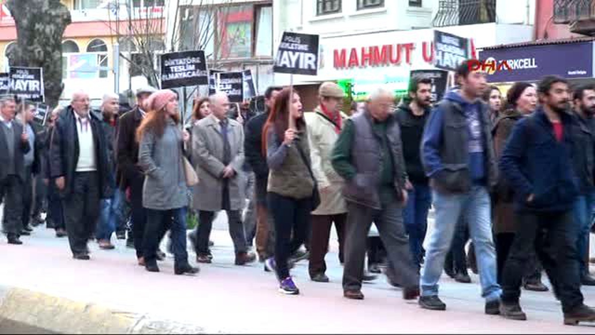 Kocaeli - İç Güvenlik Yasa Tasarısı İzmit\'te Protesto Edildi