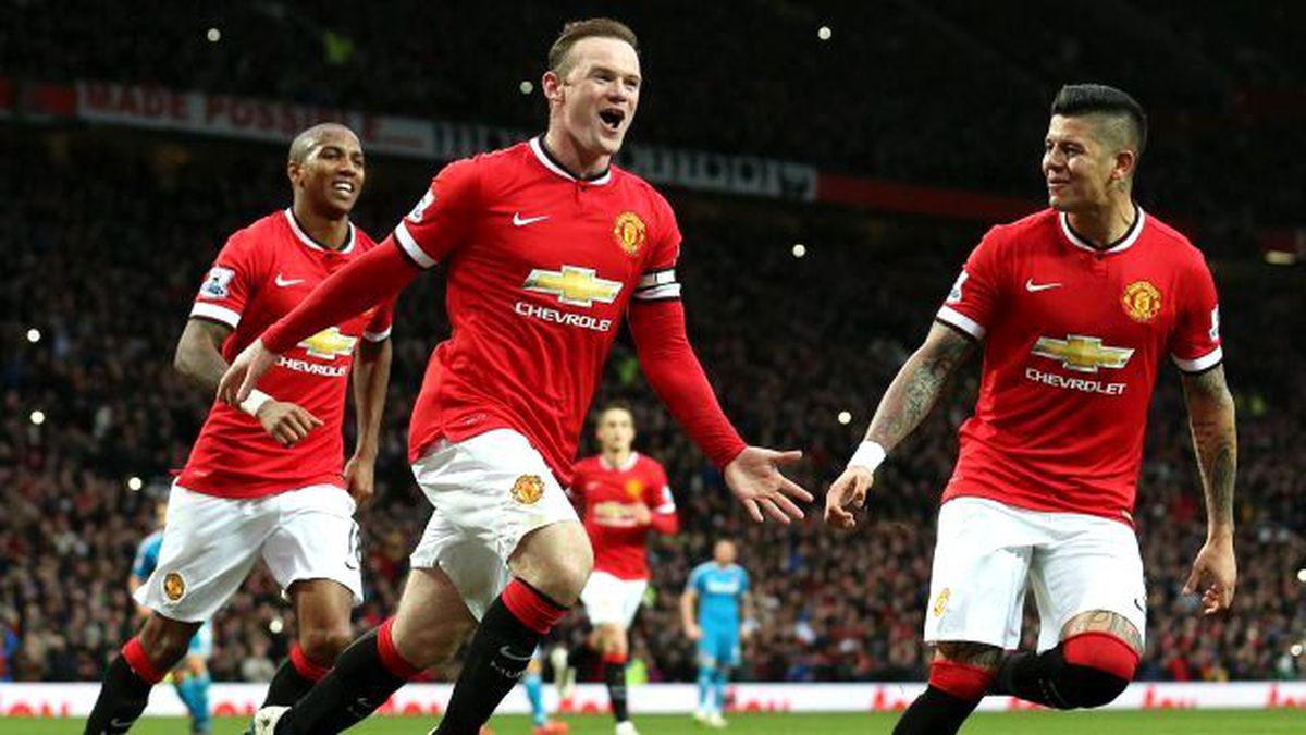 Manchester United, Sunderland\'i Rooney ile Devirdi