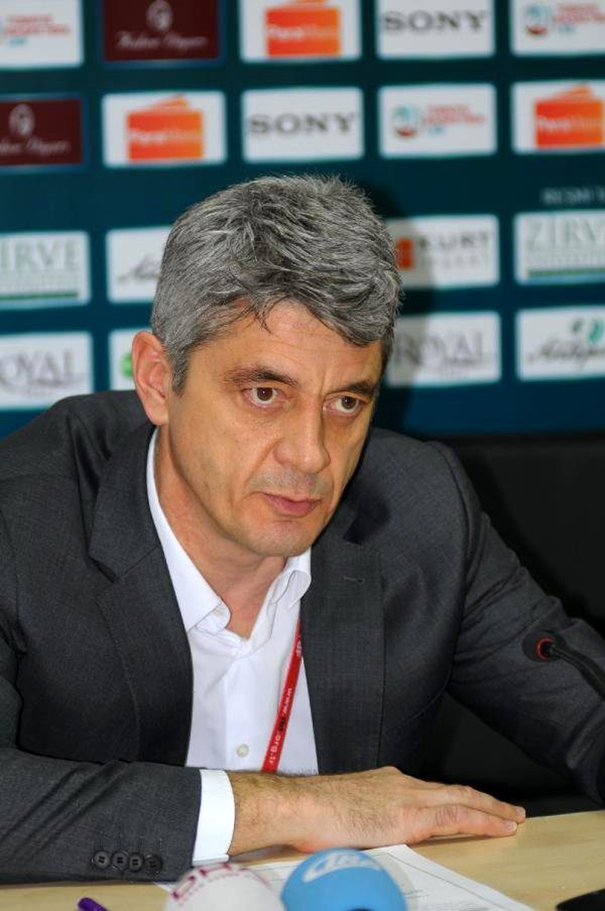 Royal Halı Gaziantep-Darüşşafaka Doğuş Soyunma Odaları