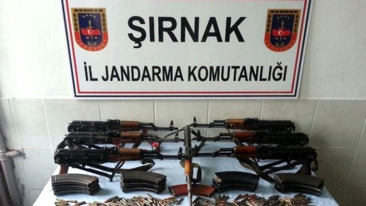 Şırnak\'ta Göçerlerin Çadırında Mühimmat Bulundu