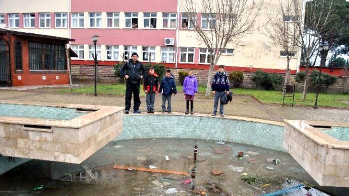 Aydın\'da Tepecikliler Tehlike Saçan Havuzda Önlem Alınmasını İstiyor