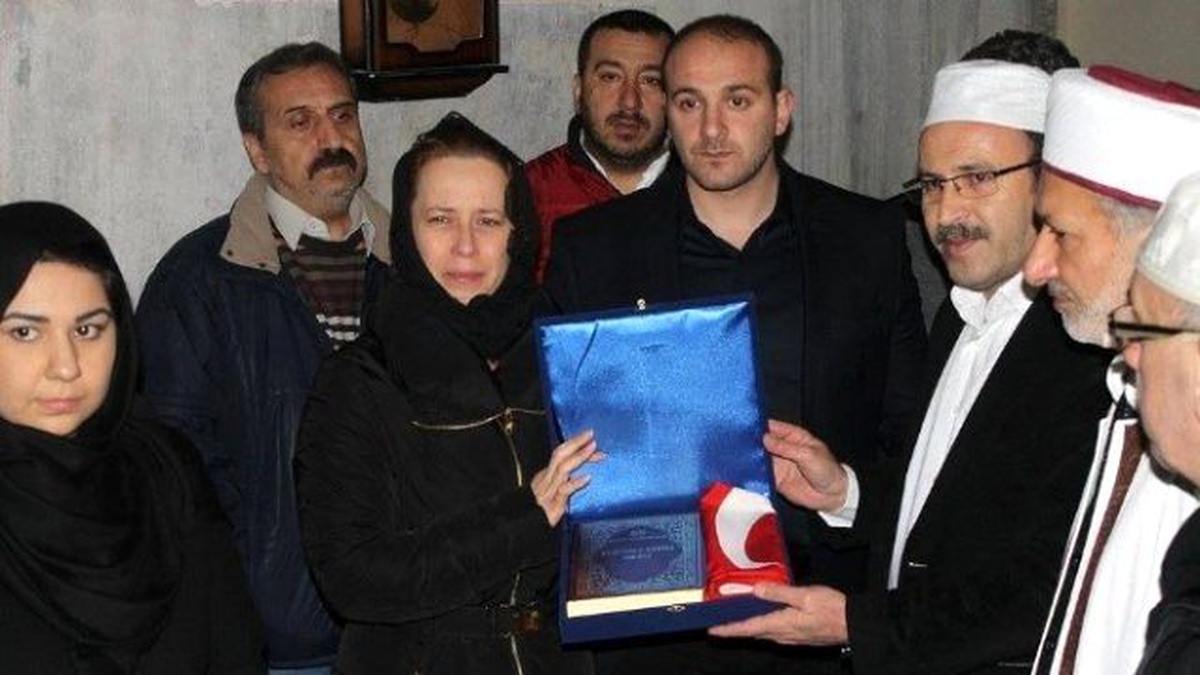 Bursa\'da Fırat Çakıroğlu İçin Mevlit Okundu