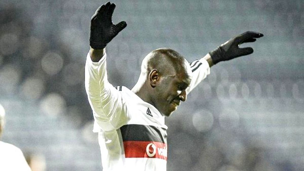 Demba Ba Yorgunluğu Kabul Etti