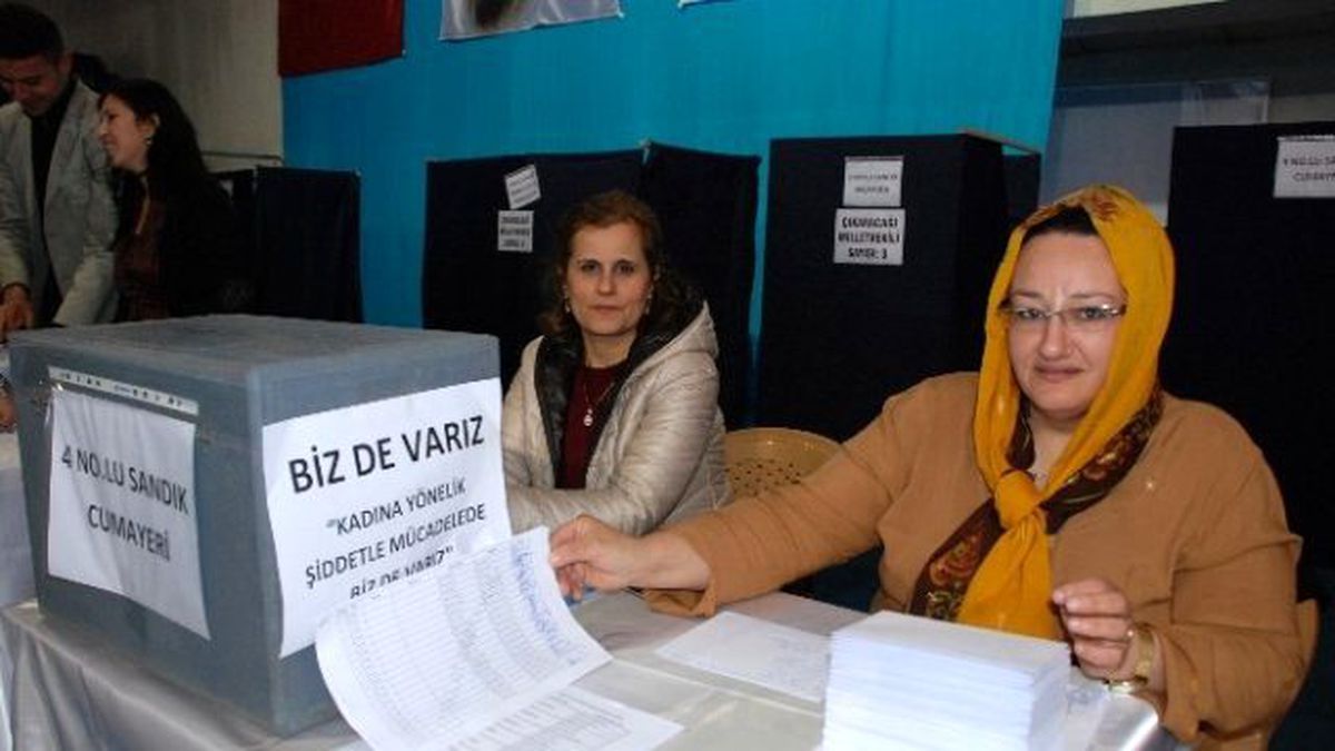 Düzce\'de Temayülde Kadına Şiddete Hayır Denildi