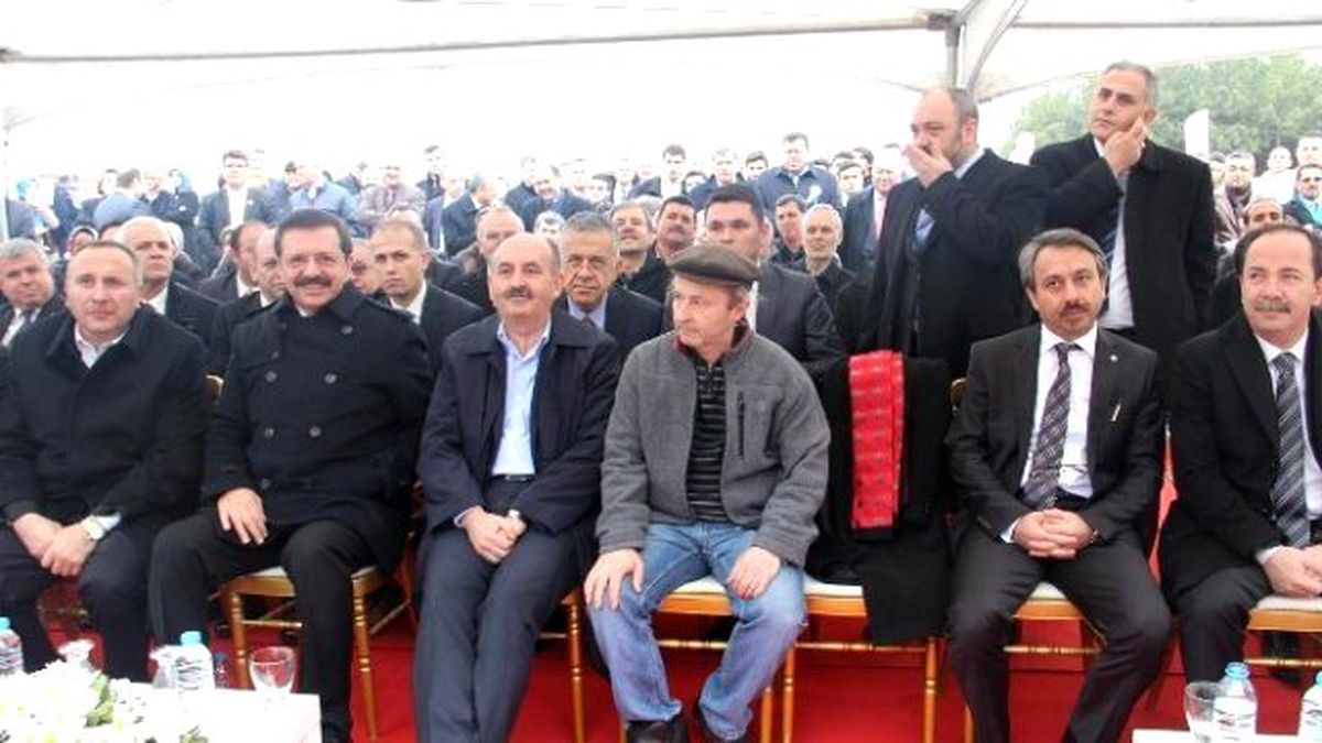 Edirne\'de Bakan Müezzinoğlu\'nun Programında Benzinli Eylem