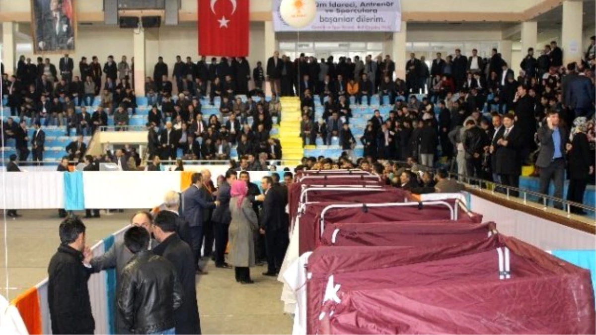 Erzurum\'da AK Parti Milletvekili Aday Adayları İçin Temayül Yoklaması Yapıldı