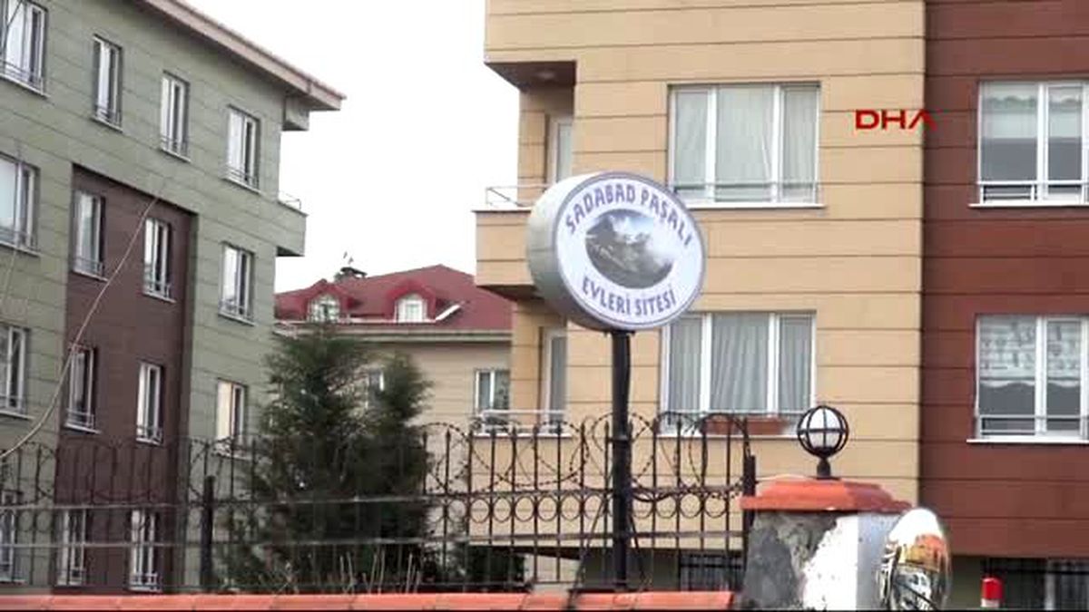 Gazeteci Mehmet Baransu\'nun Evinde Arama