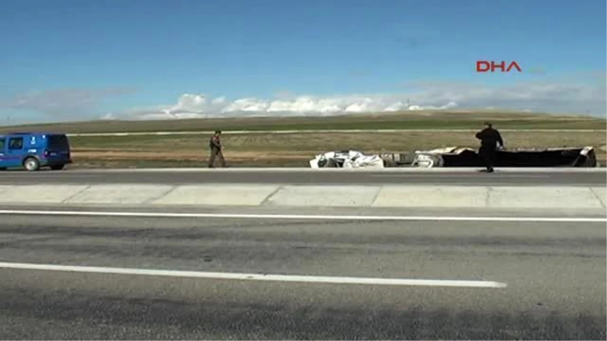 Konya Tır Şoförü Moladan 5 Dakika Sonra Kazada Öldü