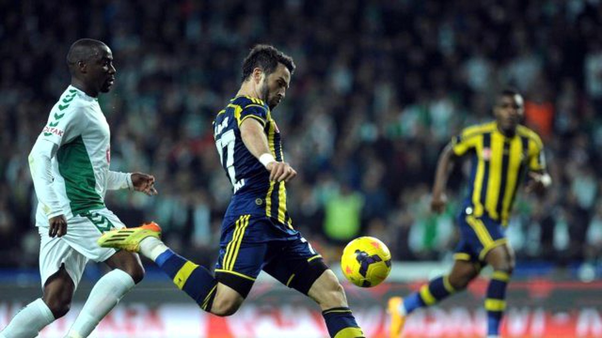 Dilmen: Şampiyonluk İçin F.Bahçe\'nin Daha Fazla Gol Atması Lazım