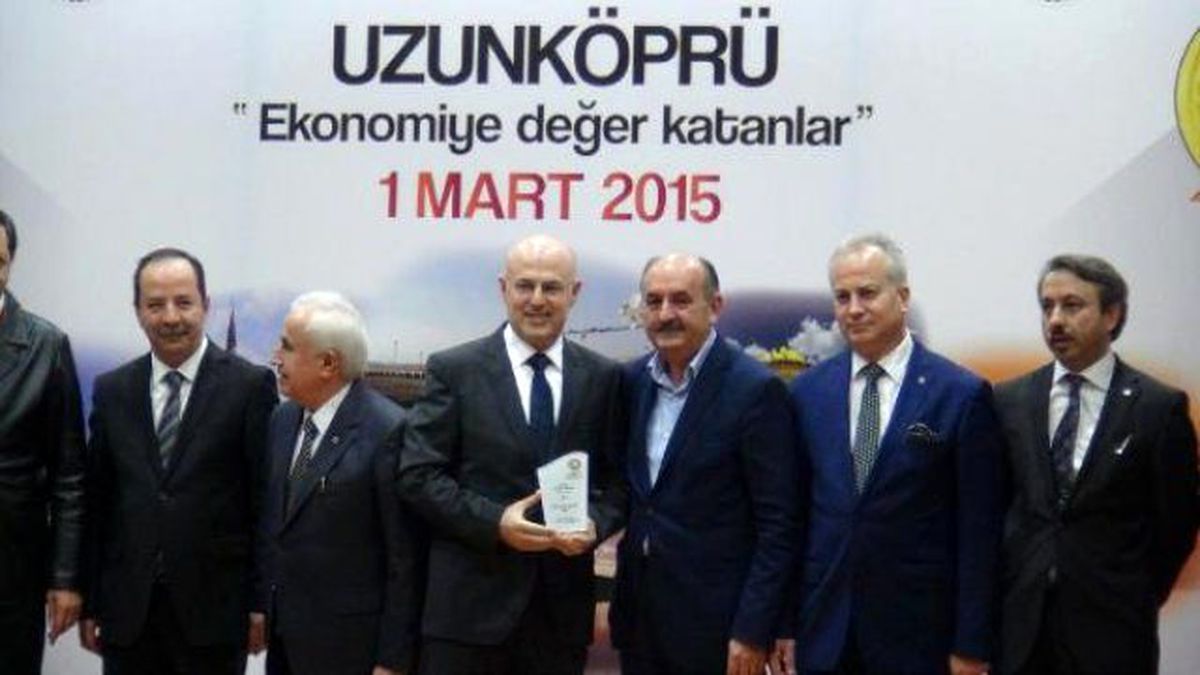 Sağlık Bakanı Müezzinoğlu\'nun Önünde Kendini Yakmak İstedi (3)