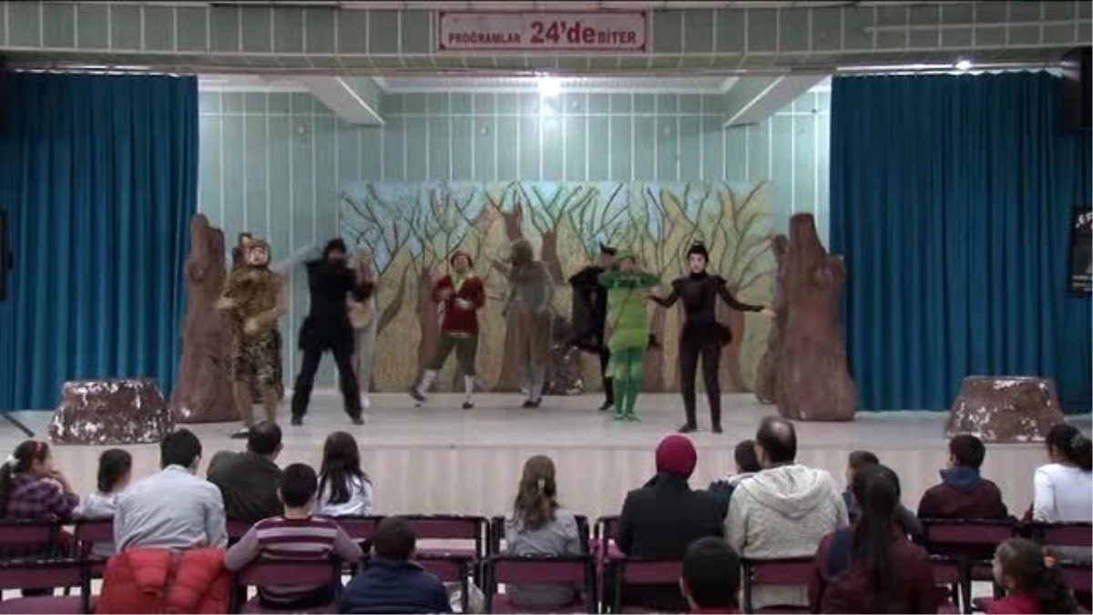 Somalı Minikler Bosch Çevre Çocuk Tiyatrosu ile Hem Eğlendi Hem Öğrendi