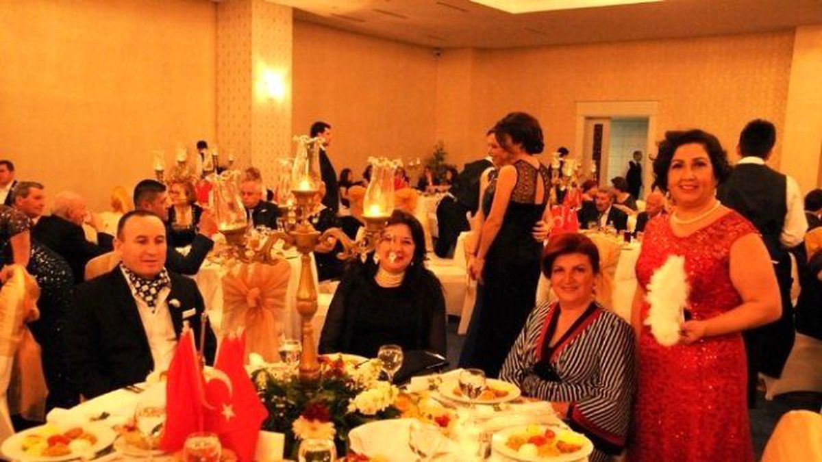 Süleymanpaşa Belediyesi Başkan Yardımcısı Gülferah Güral Yardımseverlerle Buluştu