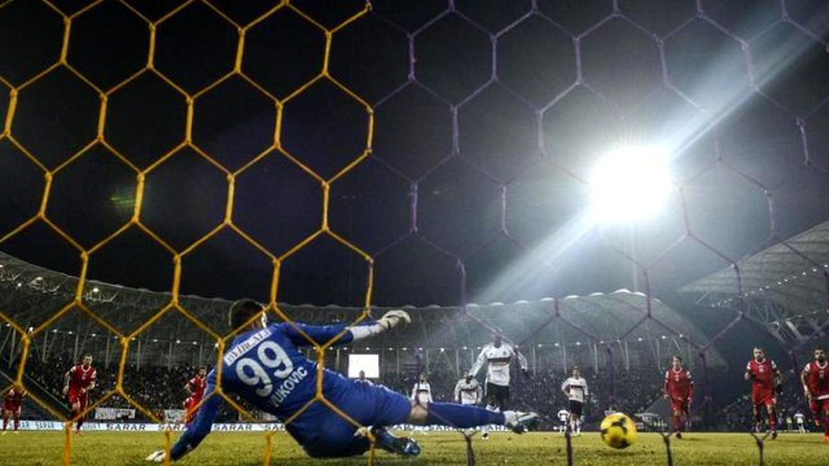 Vukovic: Demba Ba Bir Penaltı Ustası!