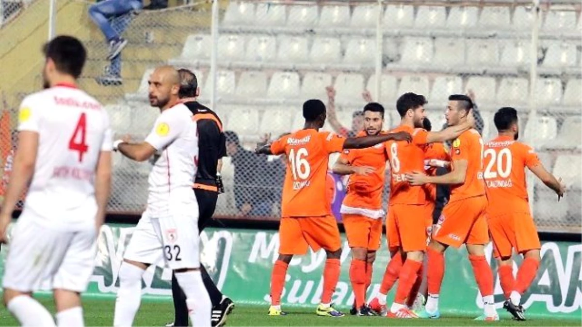 Adanaspor, Samsunspor\'u 2-1 Mağlup Etti