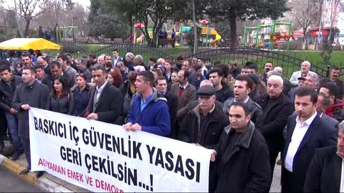 Adıyaman\'da İç Güvenlik Paketi Protestosu