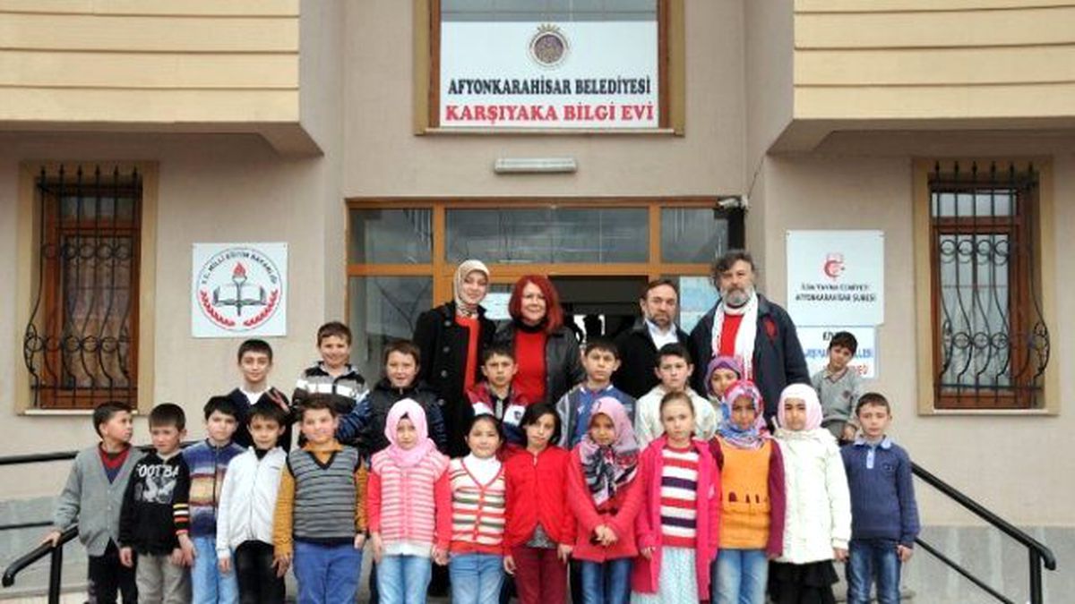Afyonkarahisar Belediyesi Miniklerin "Fotoğrafçılığa" İlk Adımı Atmalarına Yardımcı Oldu