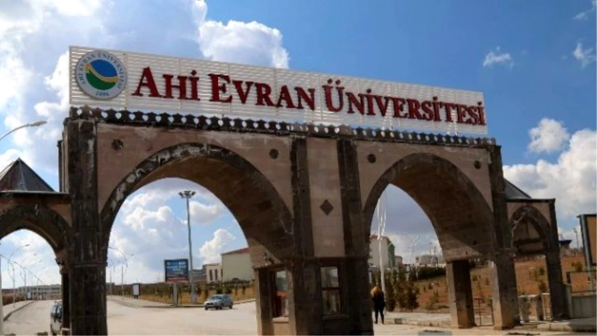 Ahi Evran Üniversitesinde Fırat Çakıroğlu Eylemi