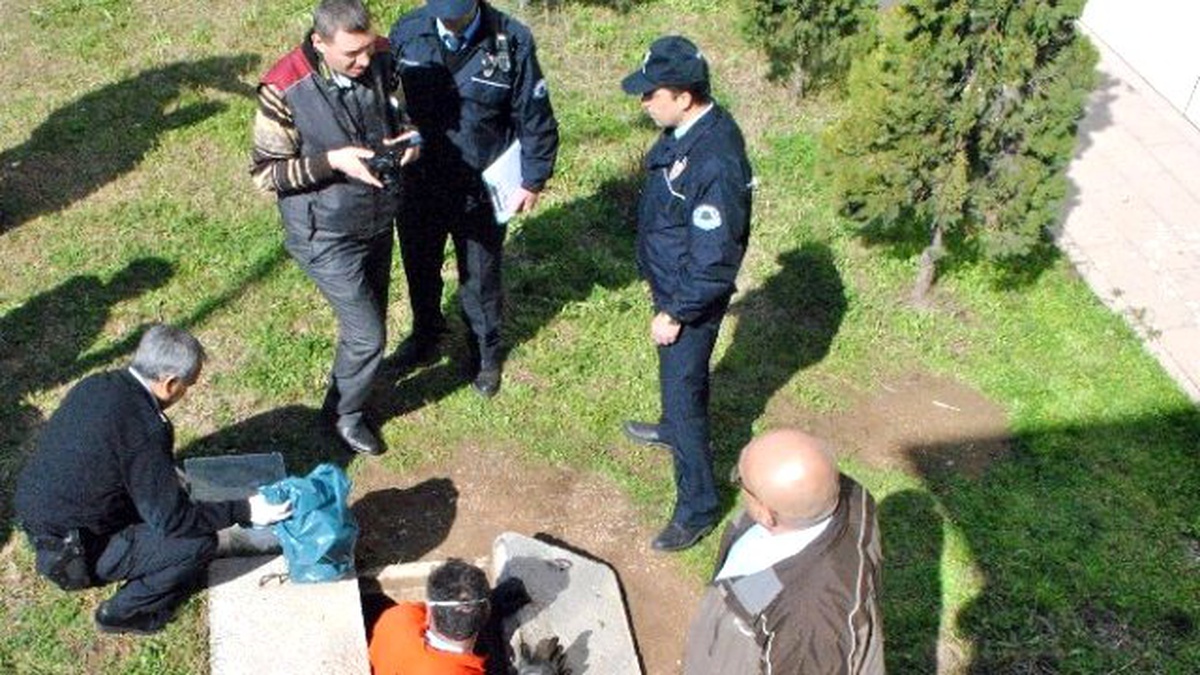 Aydın\'da Hastanenin Rögarında İkinci Cenin Bulundu