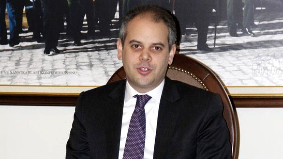 Bakan Kılıç, Karate Milli Takımını Kutladı