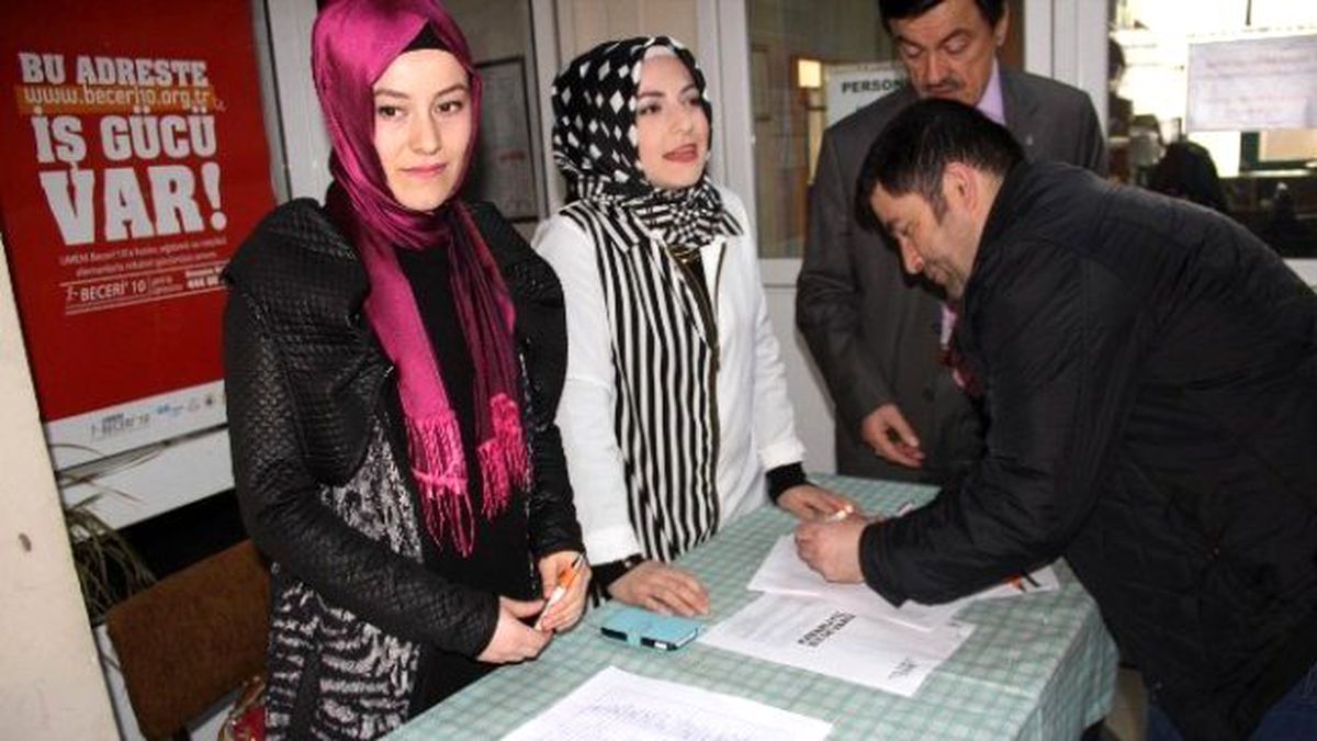 Bartın\'da Temayülde Kadına Şiddet İçin İmza Toplandı