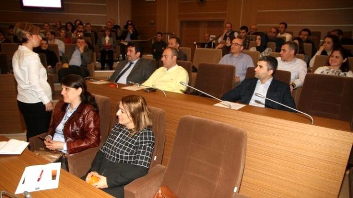 Büyükşehir\'den "Nezaket ve Protokol Kuralları" Semineri