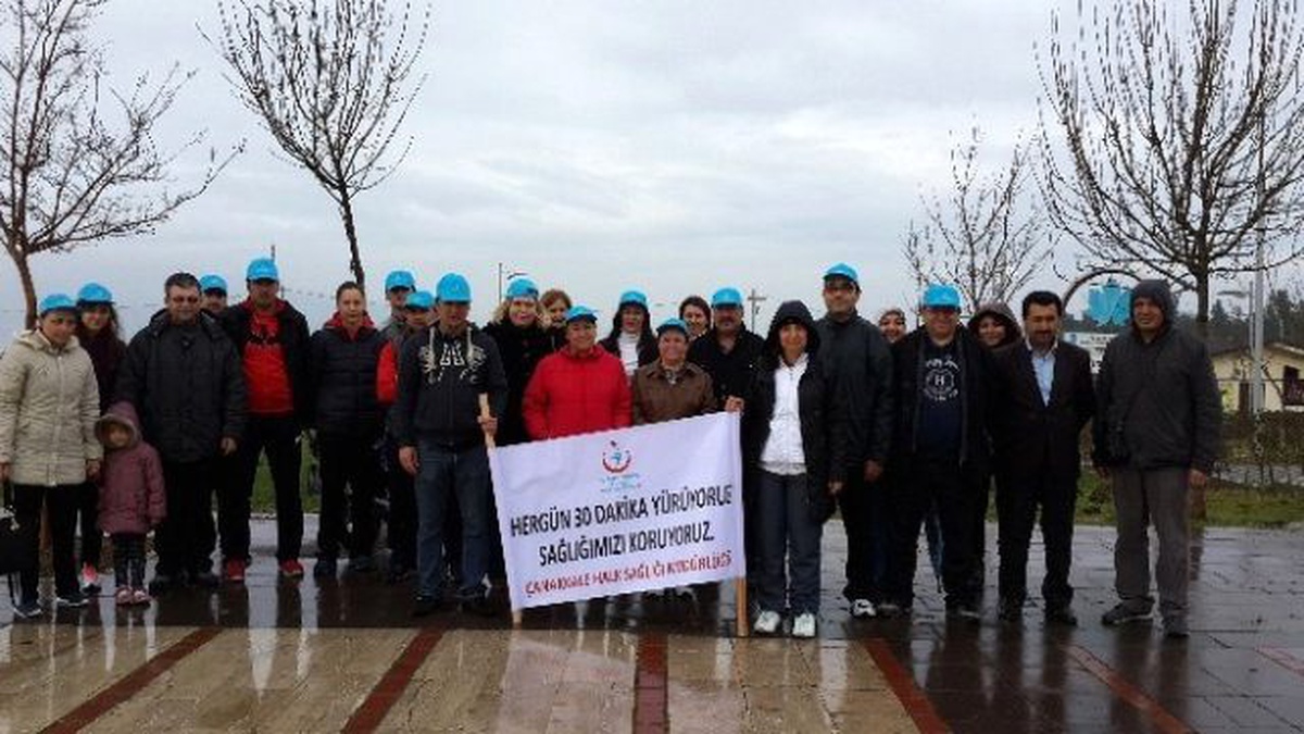 Çanakkale\'de Sağlıklı Yaşam Yürüyüşü Düzenlendi