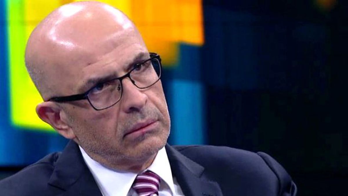CHP Facebook ve Twitter\'da İsmini Taşıyan Hesapları Kapattırdı