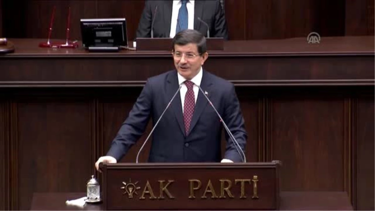 Davutoğlu: "Hiçbir Zaman Bir Daha TSK\'nın Tankları Ankara Sokaklarında Dolaşmayacak"