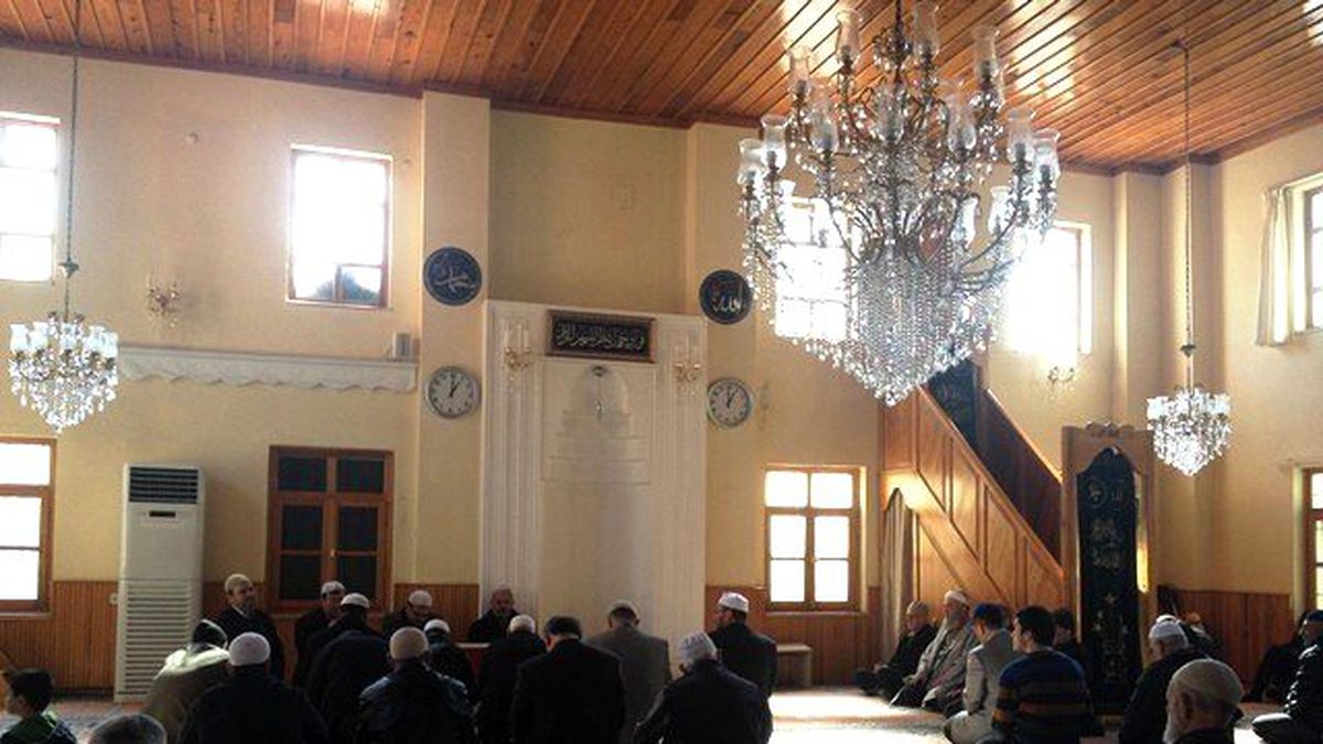 Erbakan Edremit\'te Anıldı