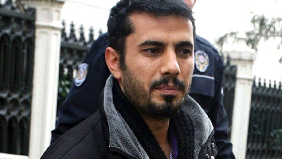 Gazeteci Mehmet Baransu Gözaltına Alındı