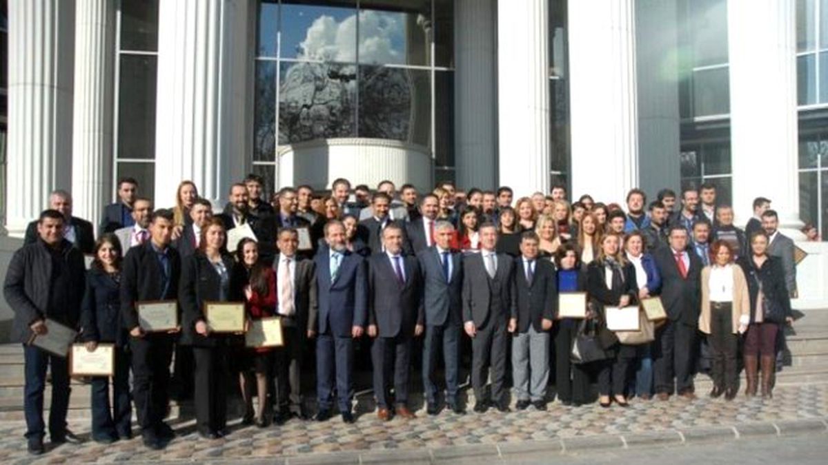 Gaziantep\'te Mesleki Eğitimde Yenilikçi Uygulamalar Proje Belge Töreni