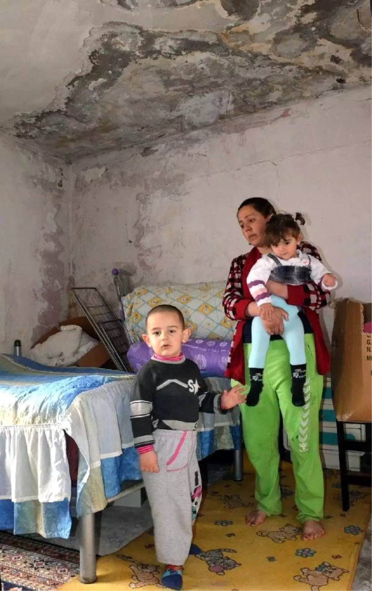 Gözü Yaşlı Annenin Yardım Çığlığı