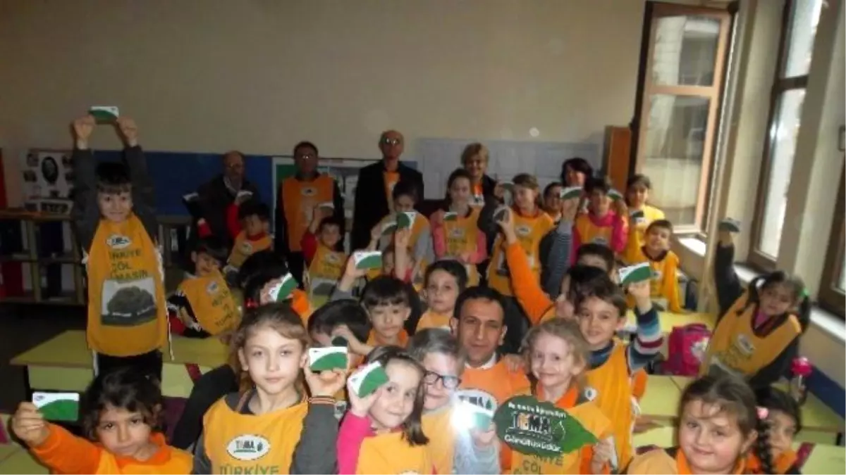 Minik Temacılara Rozet Takıldı