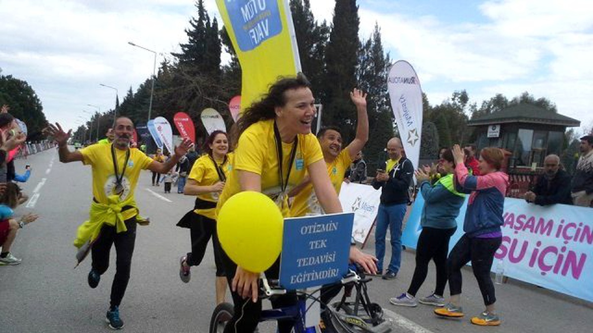 Runatoila\'da Adımlarımızı Otizmli Çocuklar İçin Attık