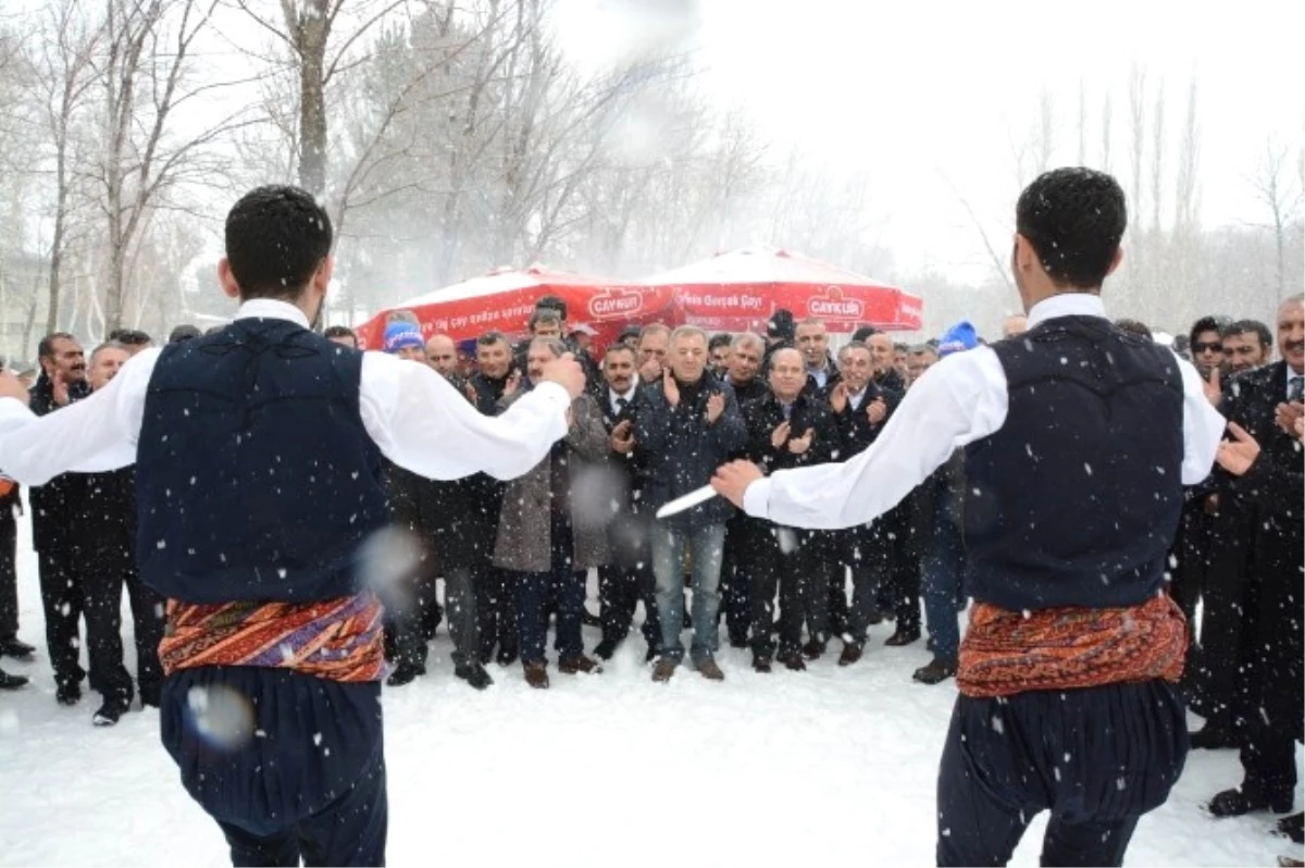 Ysk Başkanvekili ve Kurul Üyelerine Erzurum\'da Coşkulu Karşılama