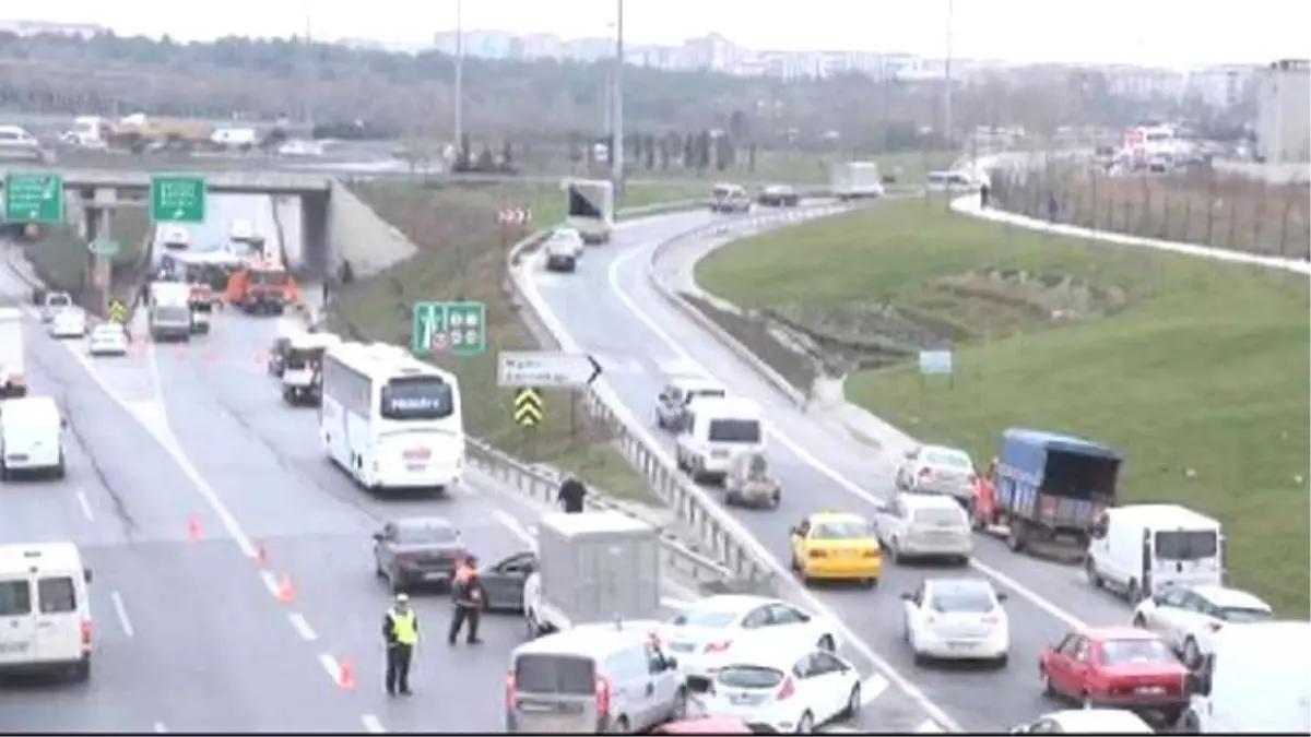 Bu Araçtan Burnu Bile Kanamadan Çıktı