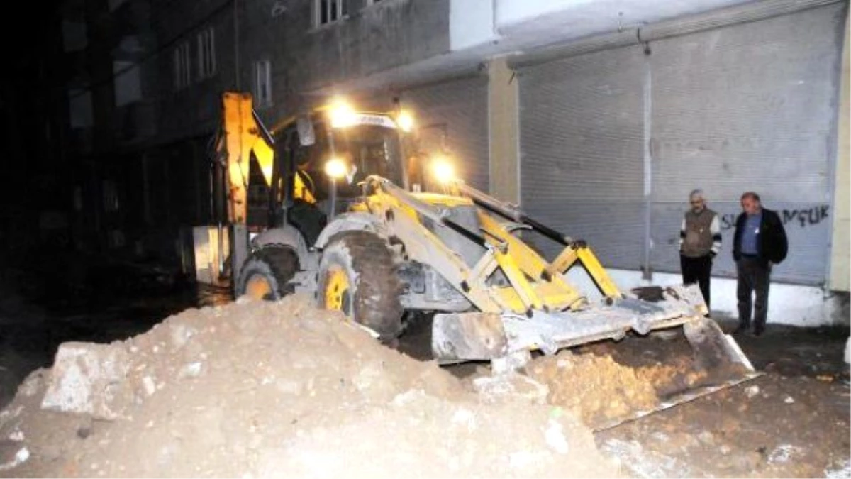 Cizre\'de Mahallelere Kazılan 184 Hendek Kapatıldı