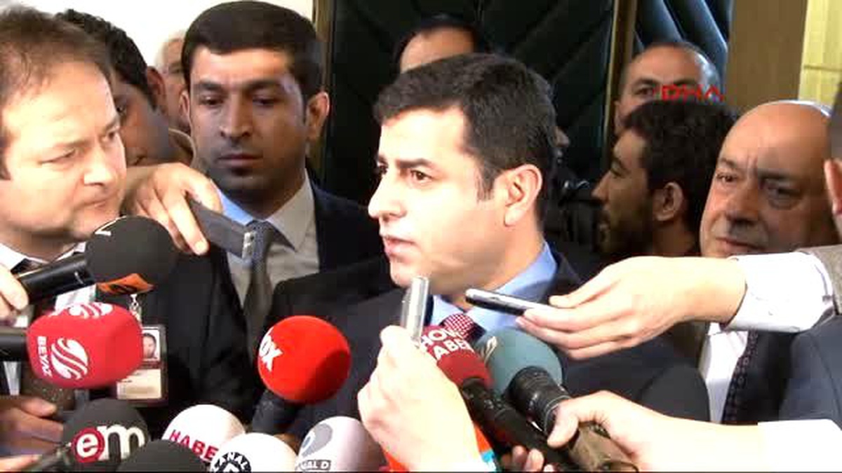 Demirtaş: Arınç Hakiki Bir Siyasetçidir