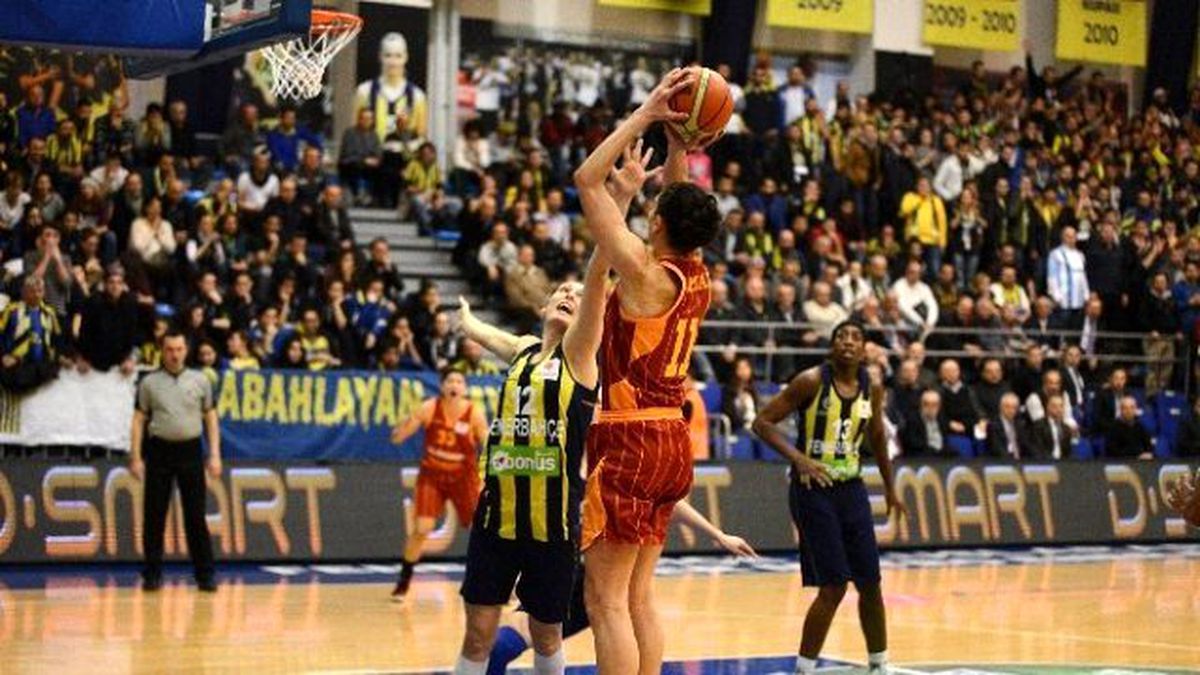 Derbinin Galibi Fenerbahçe
