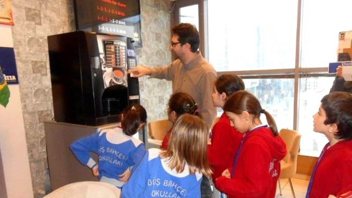 Düş Bahçesi Speaking Cafe\'de