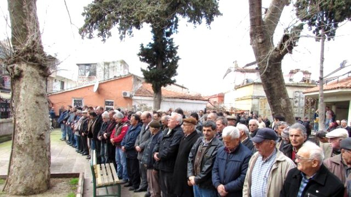 Emekli Yazı İşleri Müdürü Özmukan Gözyaşlarıyla Uğurlandı