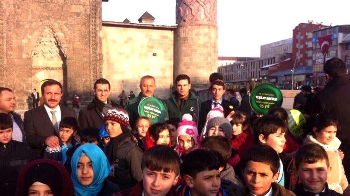 Erzurum\'da Yeşilay Haftası Etkinlikleri...